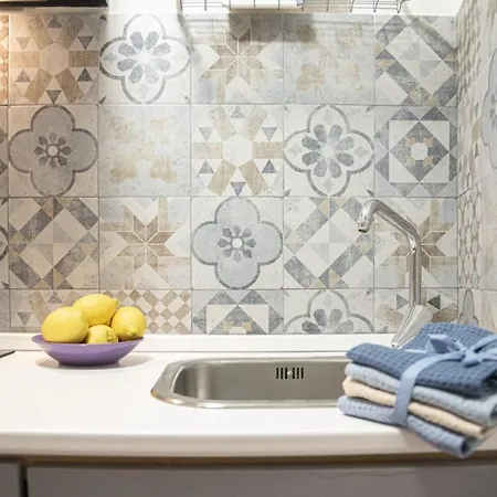 شقة Santonofrio Silver E White