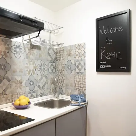 Apartment Santonofrio Apartments Silver E White Rom