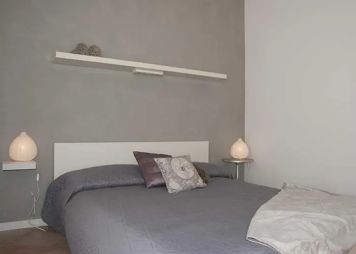 Santonofrio Silver E White *