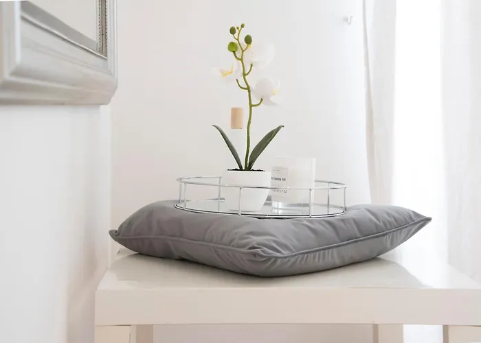 Santonofrio Silver E White Апартаменты